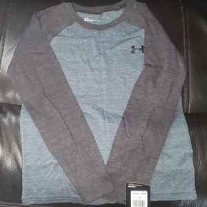 Boys Under Armour long sleeve shirt